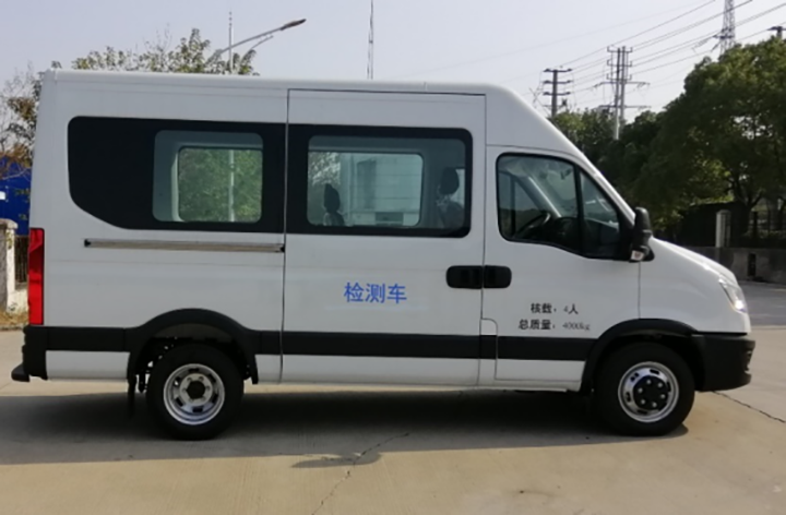 依維柯防疫檢測(cè)、監(jiān)測(cè)車
